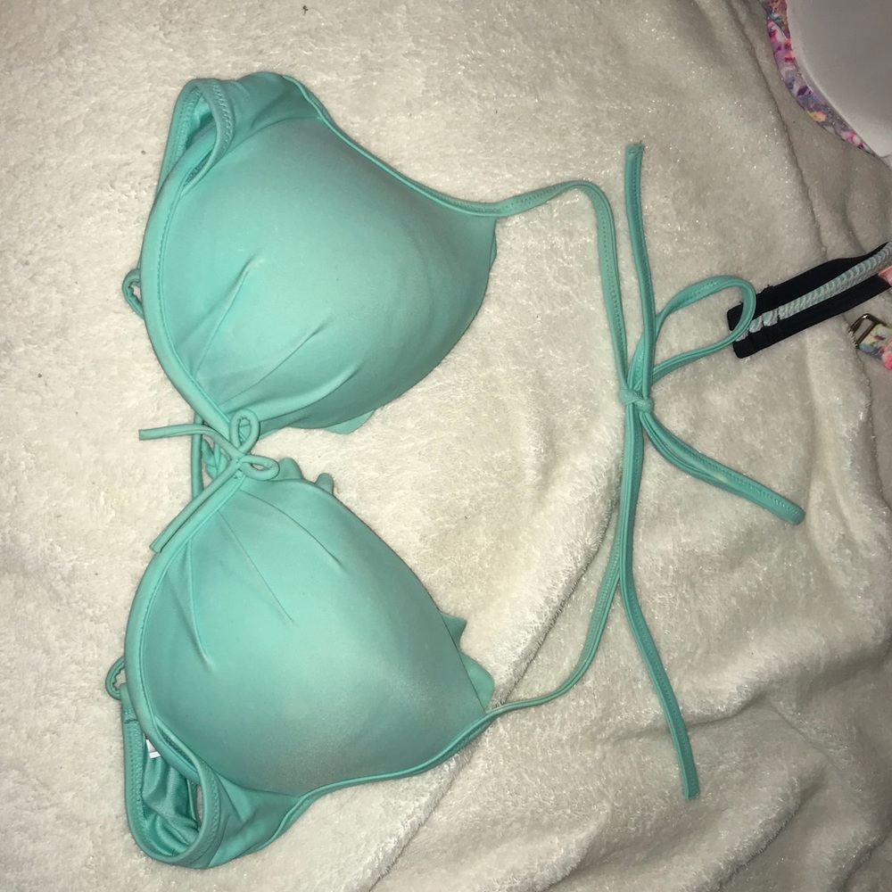 Victoria’s Secret bathing suit top